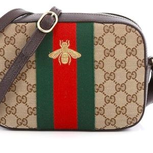 Gucci GG Supreme Bee handbag.  Iconic bee edition.  Beyond EXCELLENT condition!!